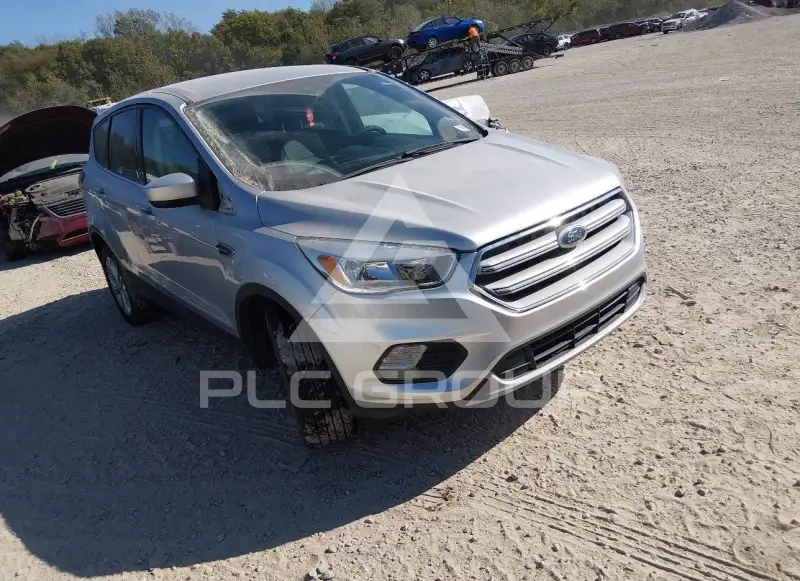 2017 Ford ESCAPE фото