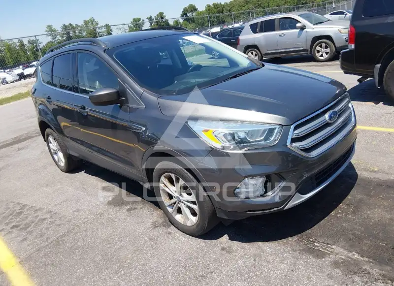2017 Ford ESCAPE photo