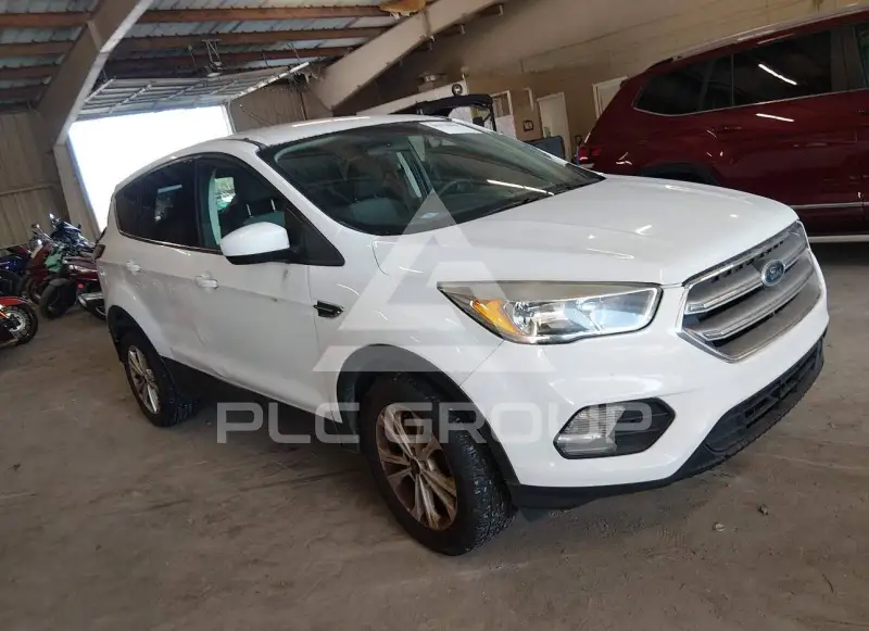 2017 Ford ESCAPE фото