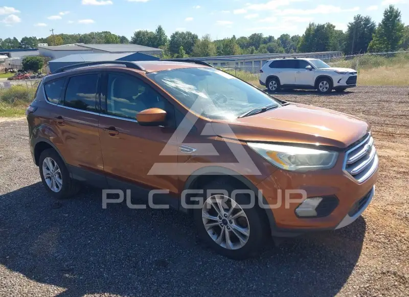 2017 Ford ESCAPE photo