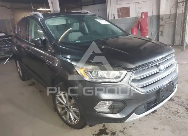 2017 Ford ESCAPE photo