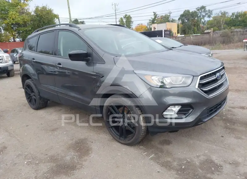 2017 Ford ESCAPE photo