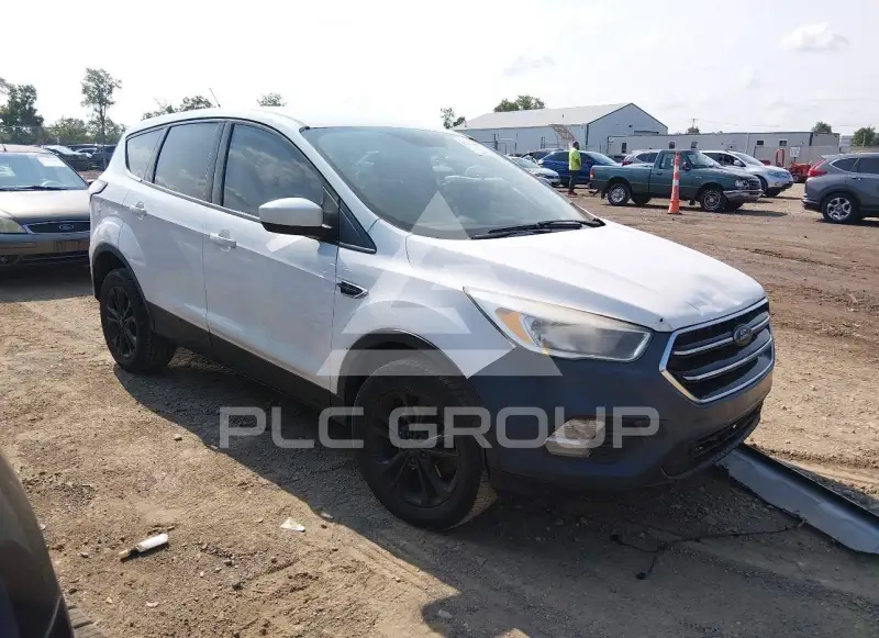 2017 Ford ESCAPE фото