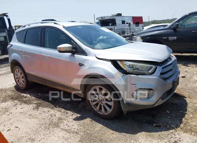 2017 Ford ESCAPE photo