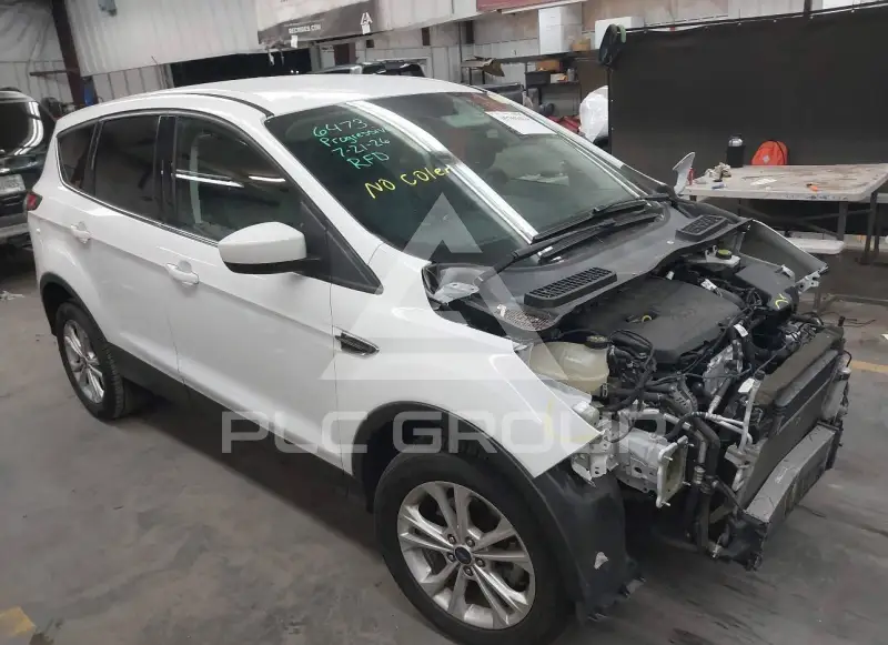 2017 Ford ESCAPE фото