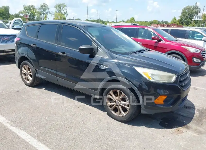 2017 Ford ESCAPE photo