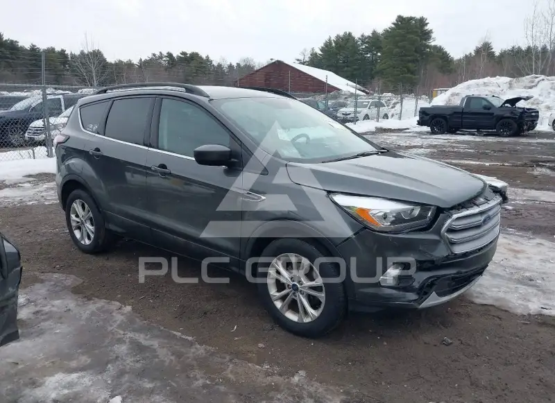 2017 Ford ESCAPE photo