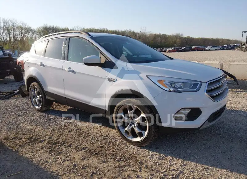 2017 Ford ESCAPE фото