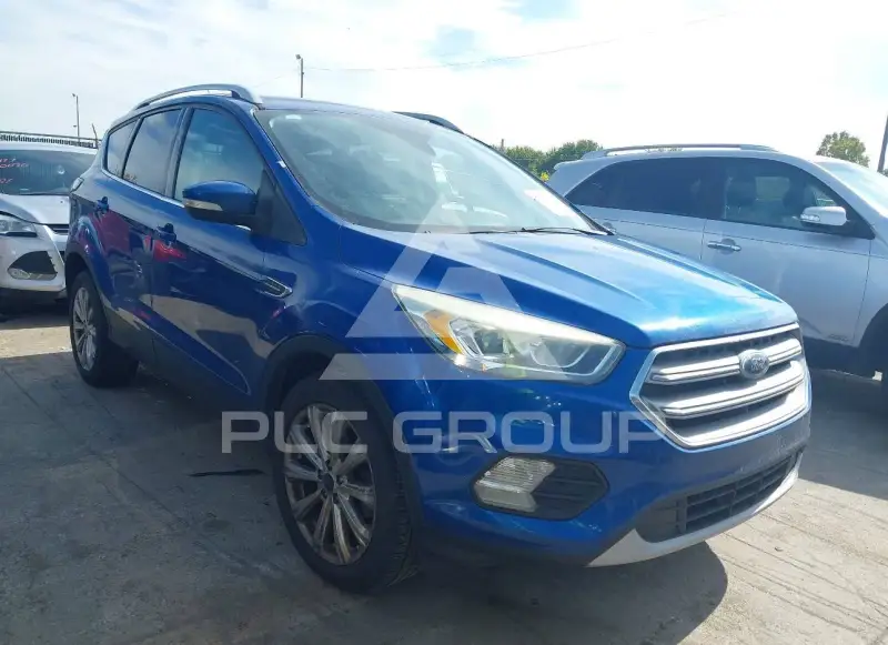 2017 Ford ESCAPE photo
