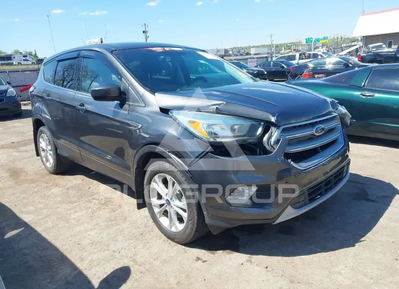 2017 Ford ESCAPE фото