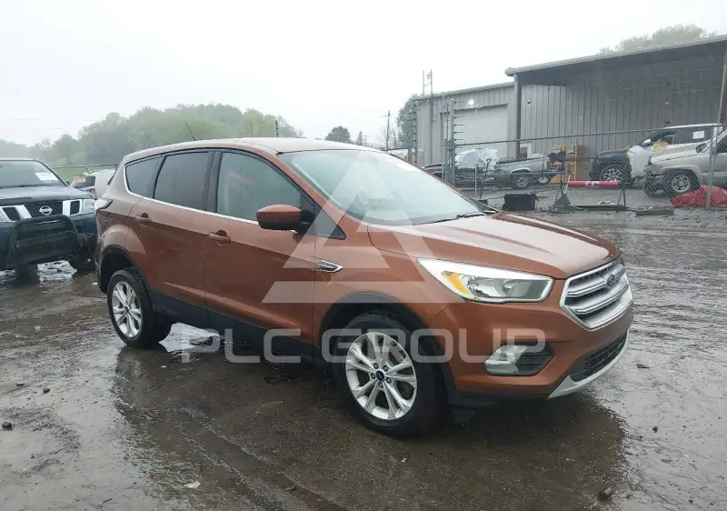 2017 Ford ESCAPE фото