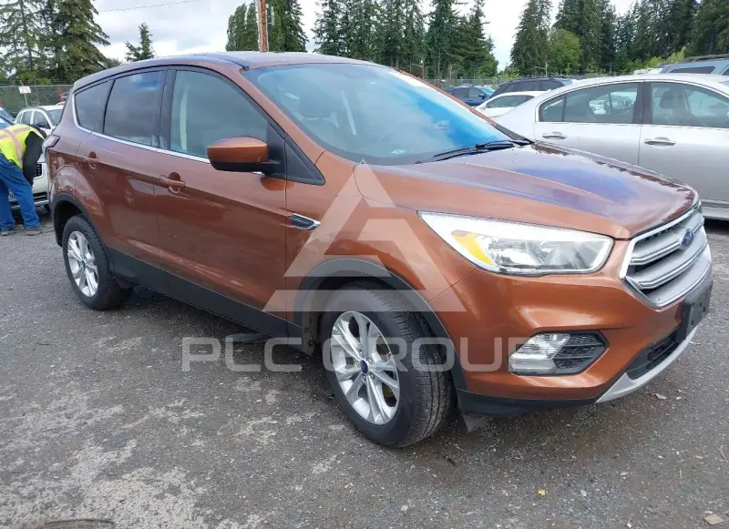 2017 Ford ESCAPE photo