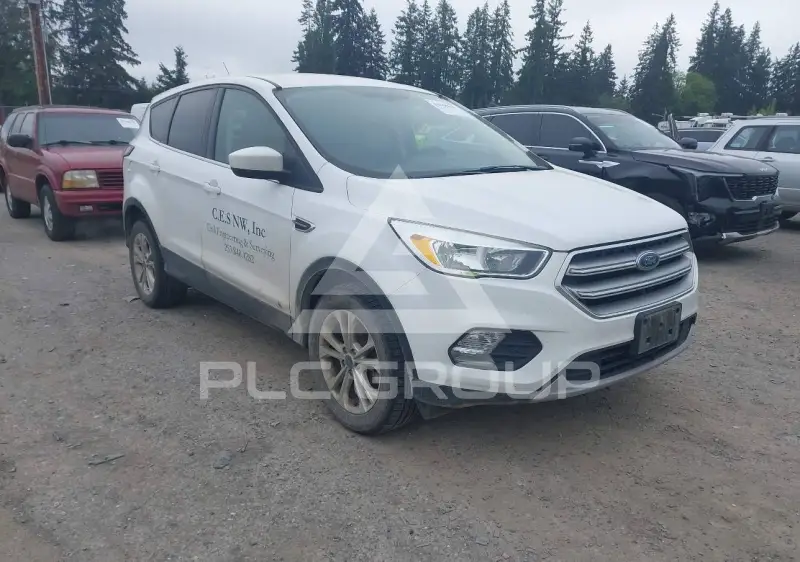 2017 Ford ESCAPE фото