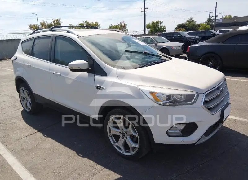2017 Ford ESCAPE photo