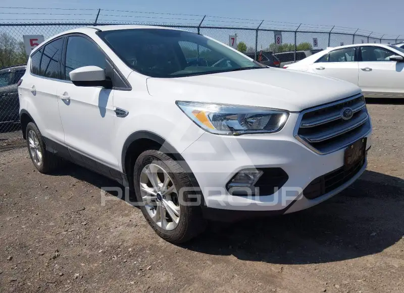 2017 Ford ESCAPE фото