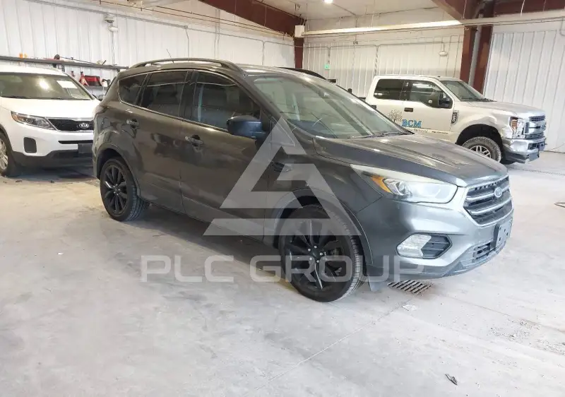 2017 Ford ESCAPE photo