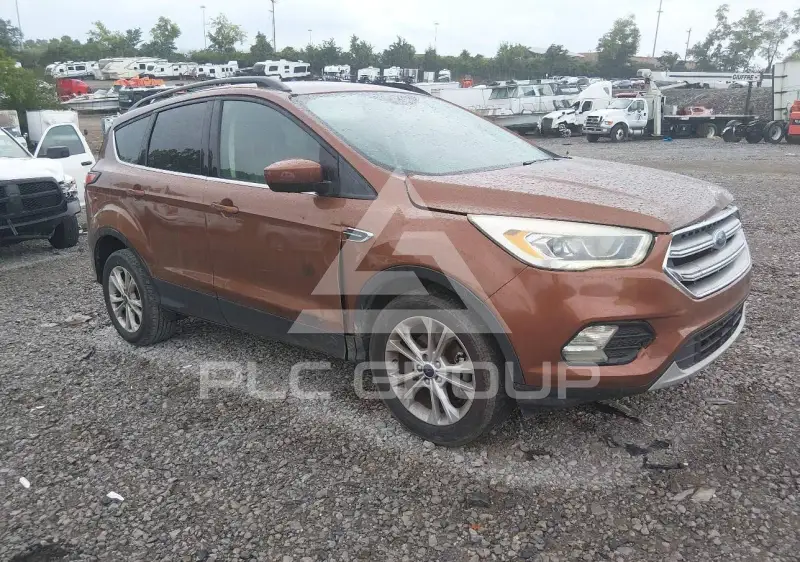 2017 Ford ESCAPE photo