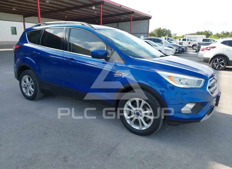 2017 Ford ESCAPE photo