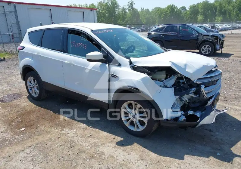 2017 Ford ESCAPE фото