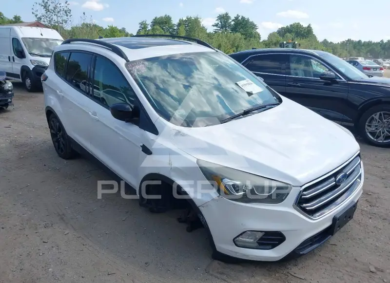 2017 Ford ESCAPE фото