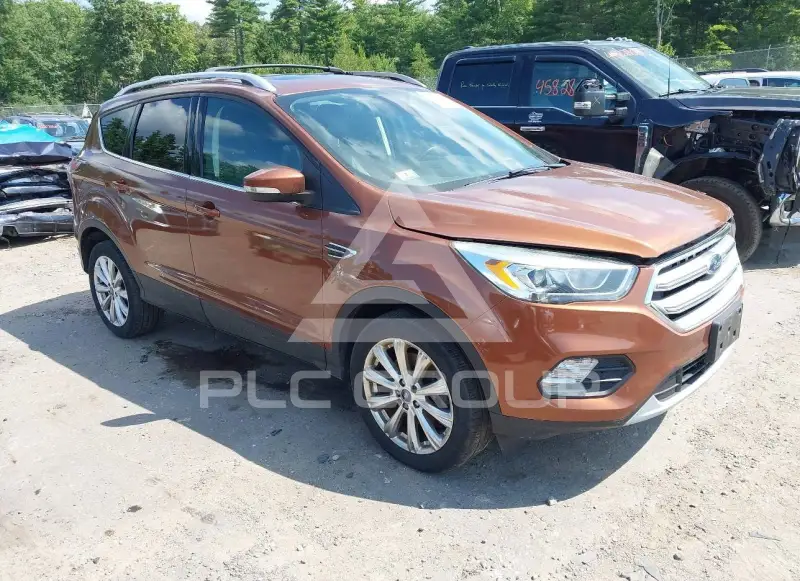2017 Ford ESCAPE photo