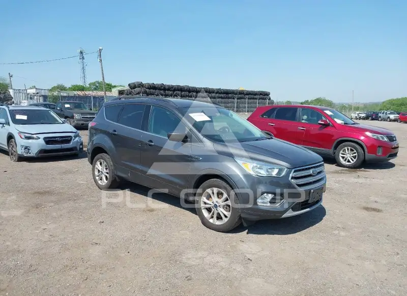 2017 Ford ESCAPE фото