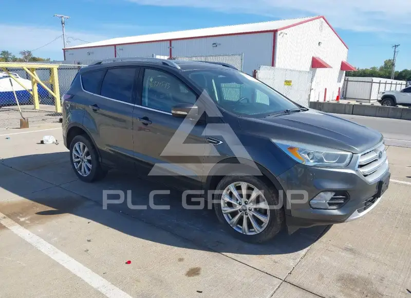 2017 Ford ESCAPE photo