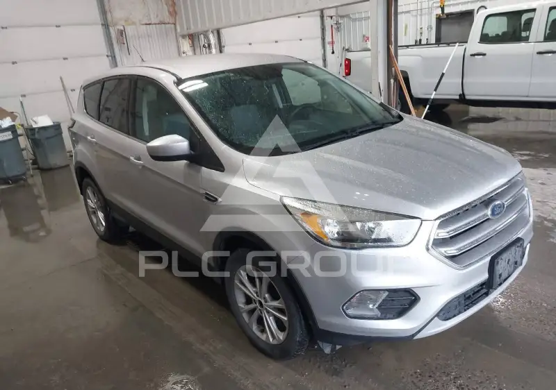 2017 Ford ESCAPE фото