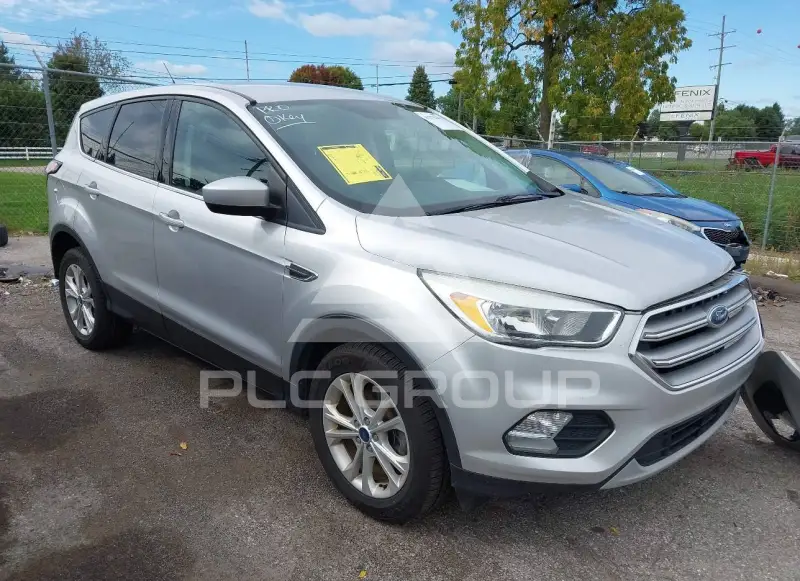 2017 Ford ESCAPE фото