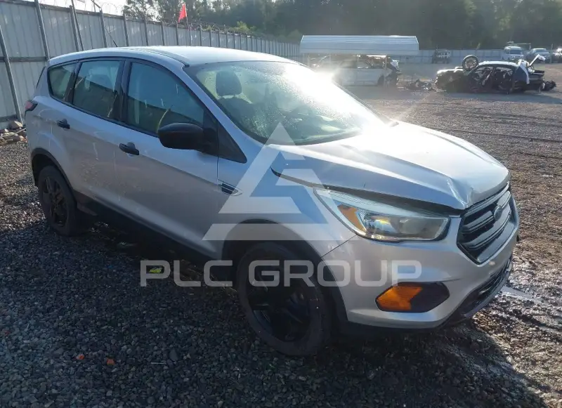 2017 Ford ESCAPE photo