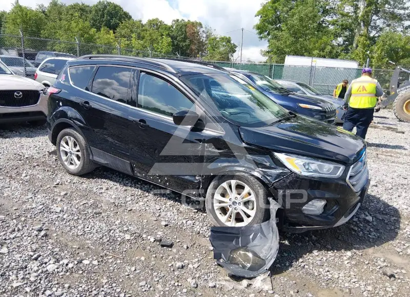 2017 Ford ESCAPE фото