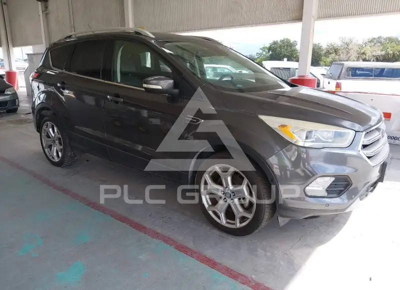 2017 Ford ESCAPE photo