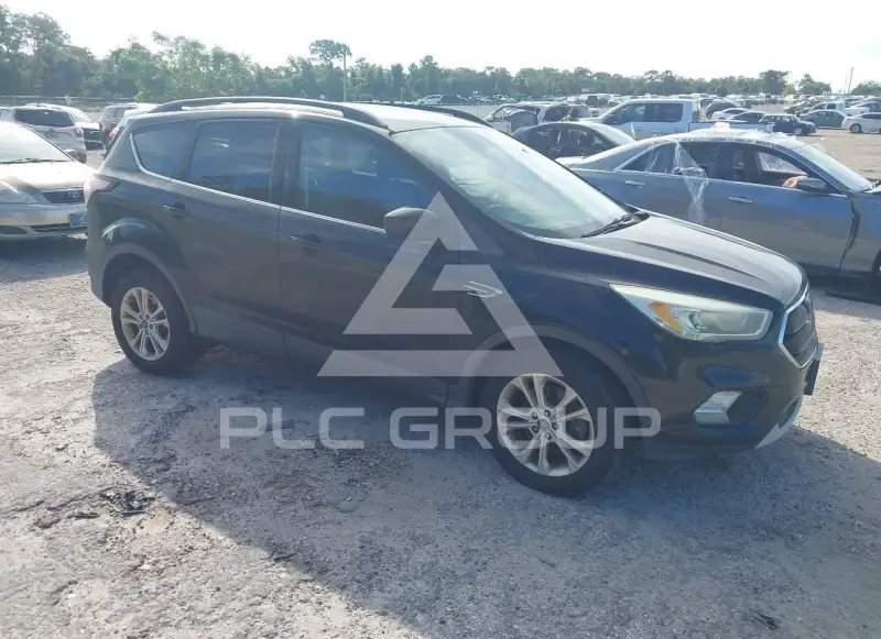 2017 Ford ESCAPE photo