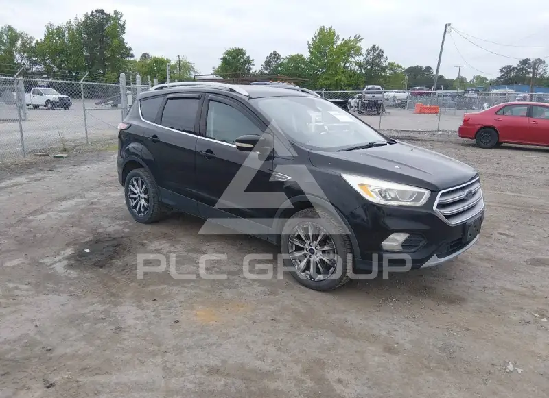 2017 Ford ESCAPE photo