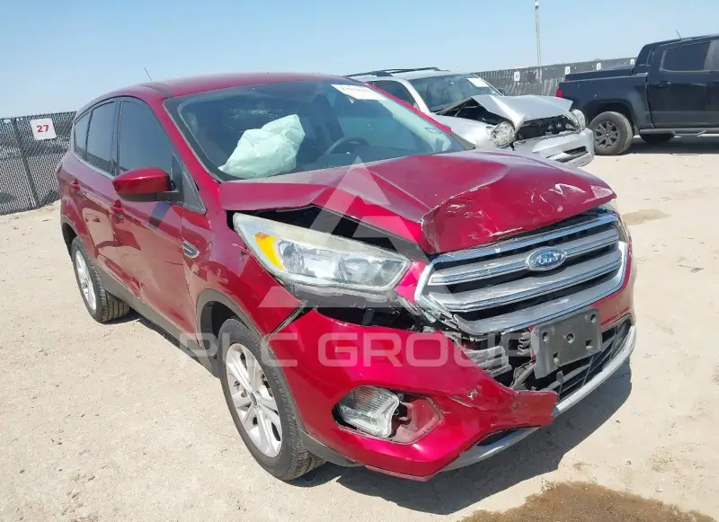 2017 Ford ESCAPE photo