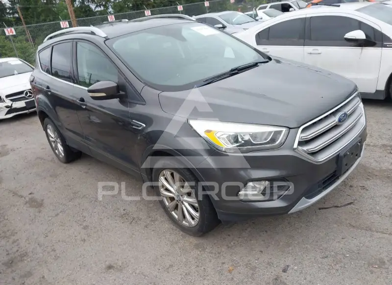 2017 Ford ESCAPE photo