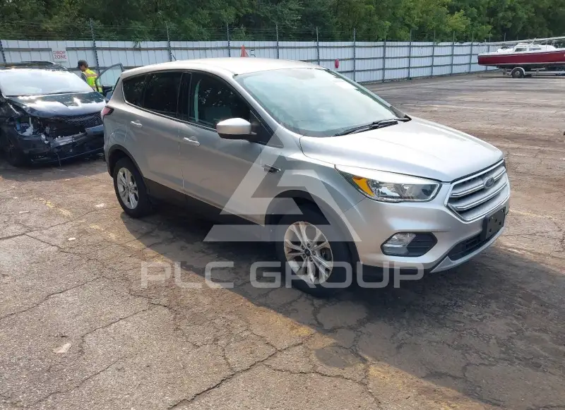 2017 Ford ESCAPE фото