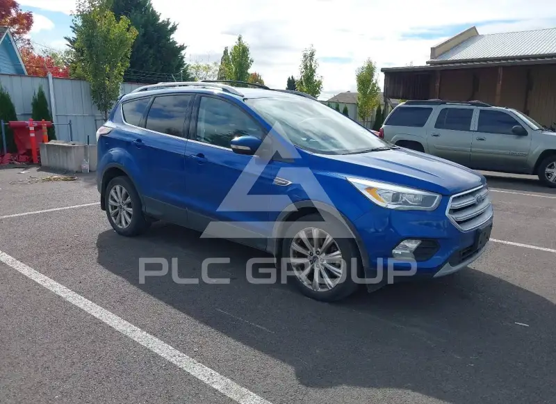 2017 Ford ESCAPE photo