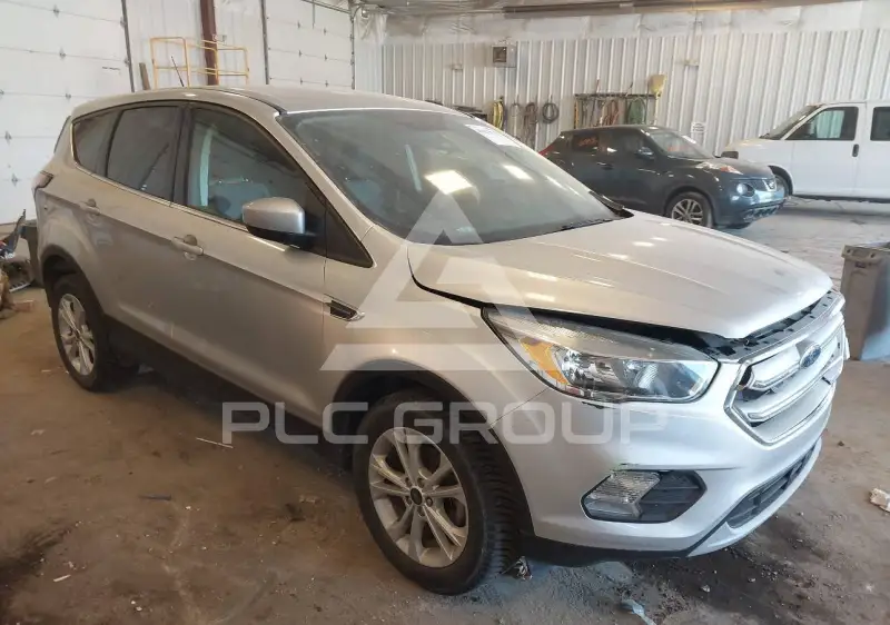 2017 Ford ESCAPE фото