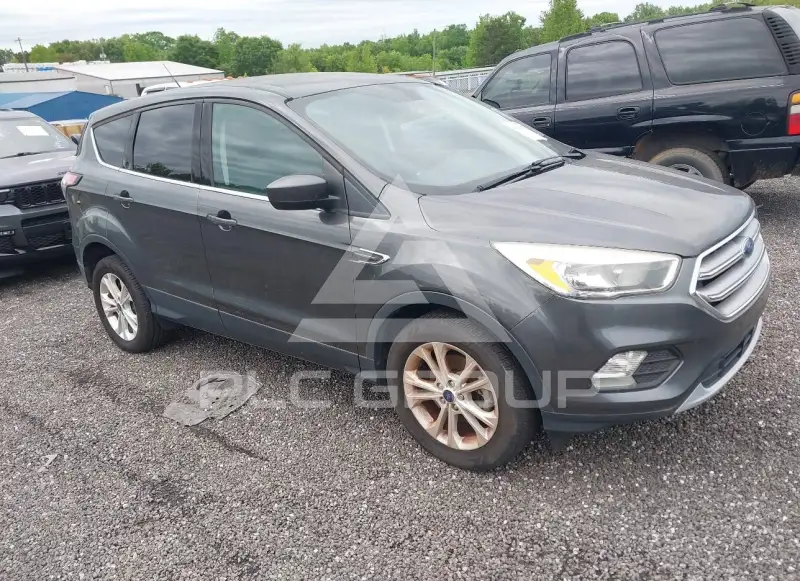 2017 Ford ESCAPE фото