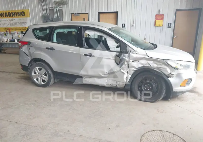 2017 Ford ESCAPE фото