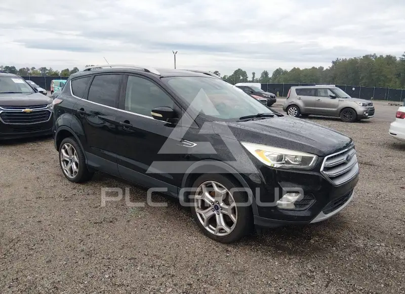 2017 Ford ESCAPE photo