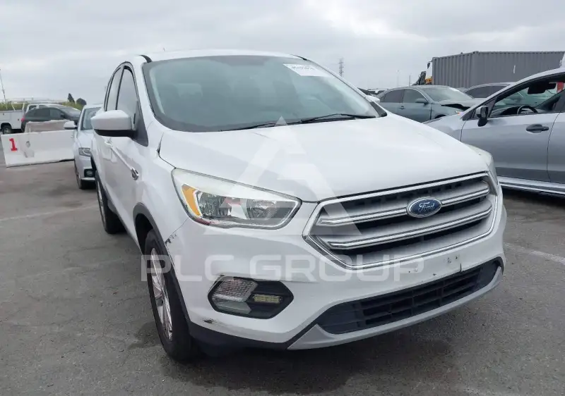 2017 Ford ESCAPE фото