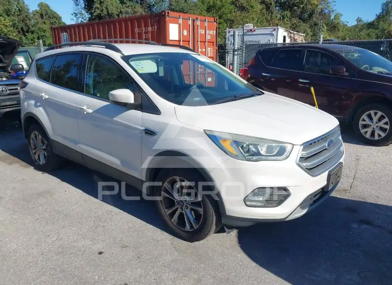 2017 Ford ESCAPE photo
