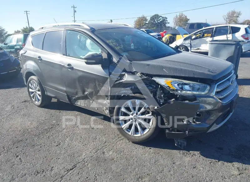 2017 Ford ESCAPE photo