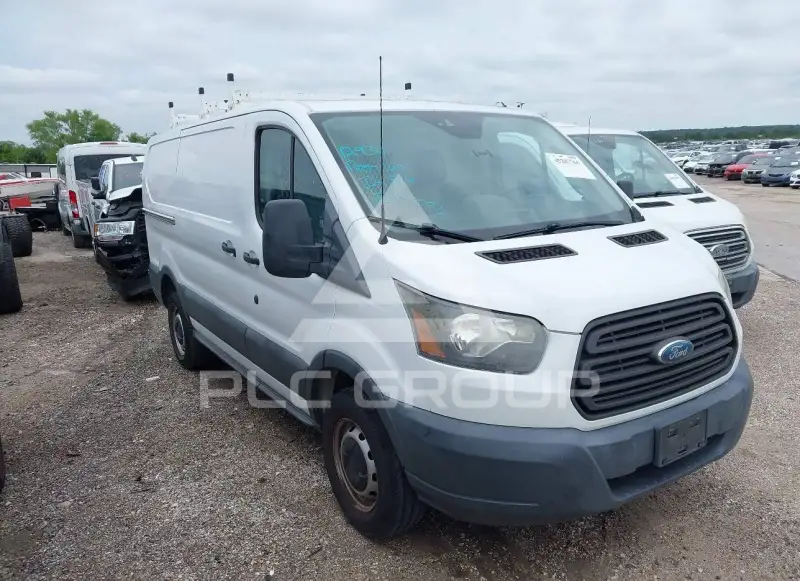 2017 Ford TRANSIT photo