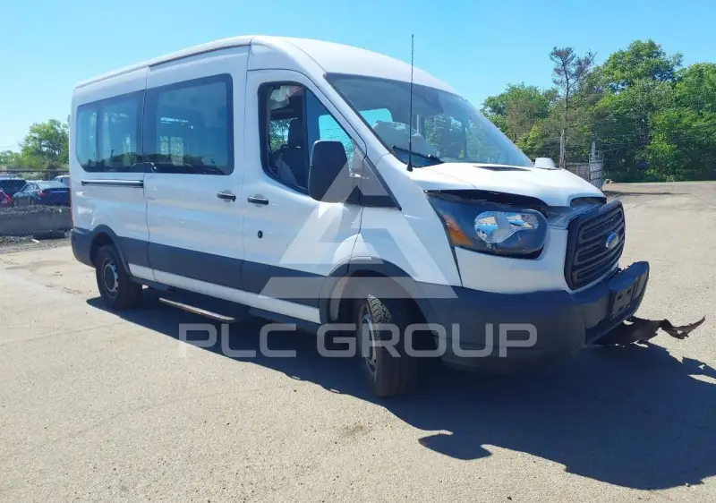 2017 Ford TRANSIT photo