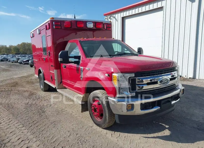 2017 Ford F-350 photo