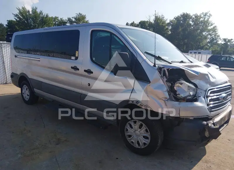 2017 Ford TRANSIT photo