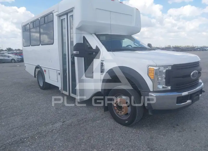 2017 Ford F-450 фото